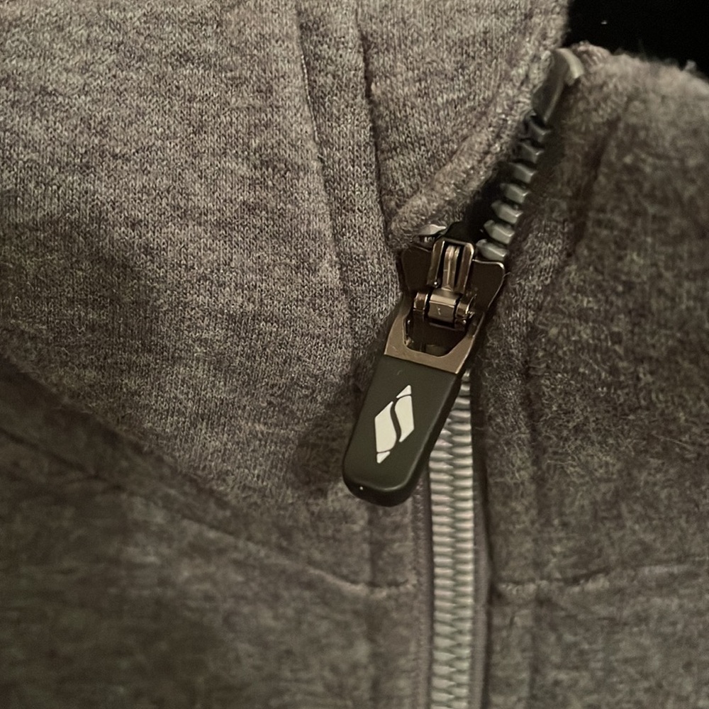 Sketchers lightweight track jacket - Picture 2 of 7